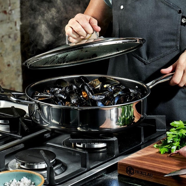 HexClad Hybrid Nonstick 5.5-Quart Deep Sauté Pan with Glass Lid