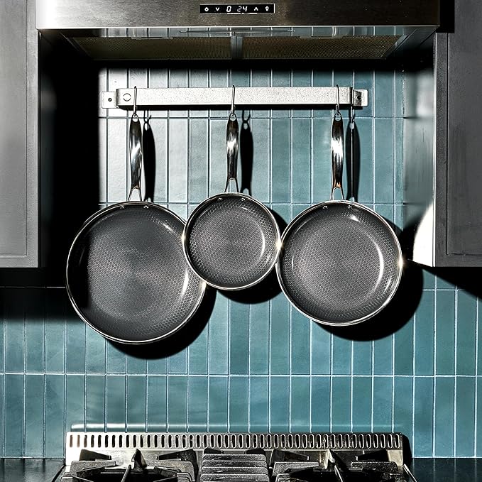 HexClad Hybrid Nonstick 6-Piece Fry Pan Set, 8, 10, and 12-Inch Frying Pans with Tempered Glass Lids